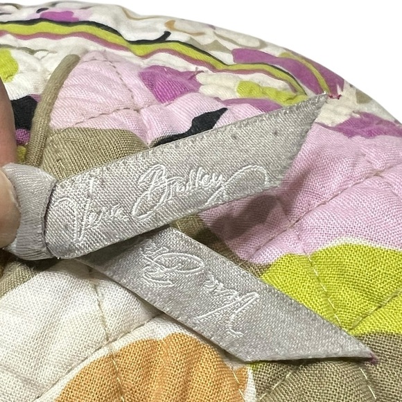 Vera Bradley Portobello Road Tote Bag with a matching wallet - Picture 4 of 16